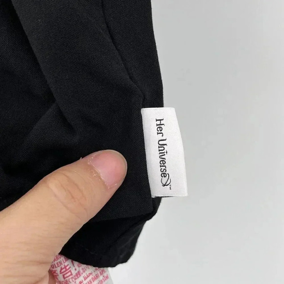 Disney Her Universe Tie Waist Top Size S Black "Hocus Pocus" Graphic Print Back‎ - Picture 4 of 13